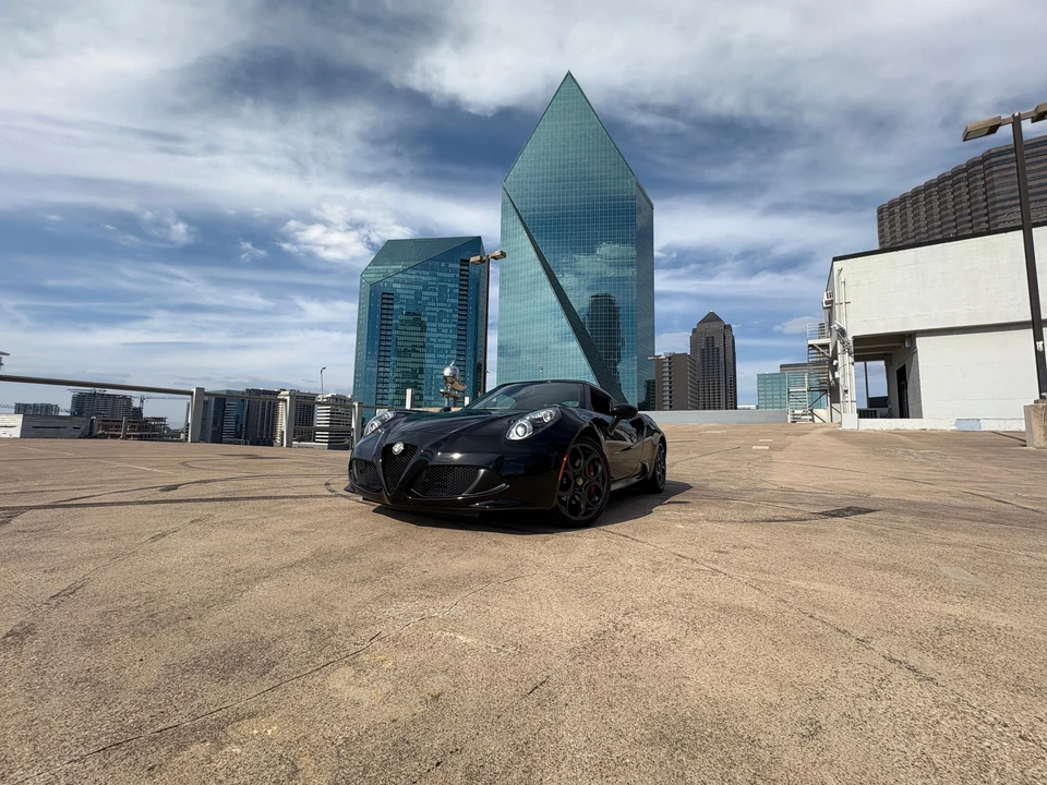 2015 Alfa Romeo 4C - Image 6 of 14