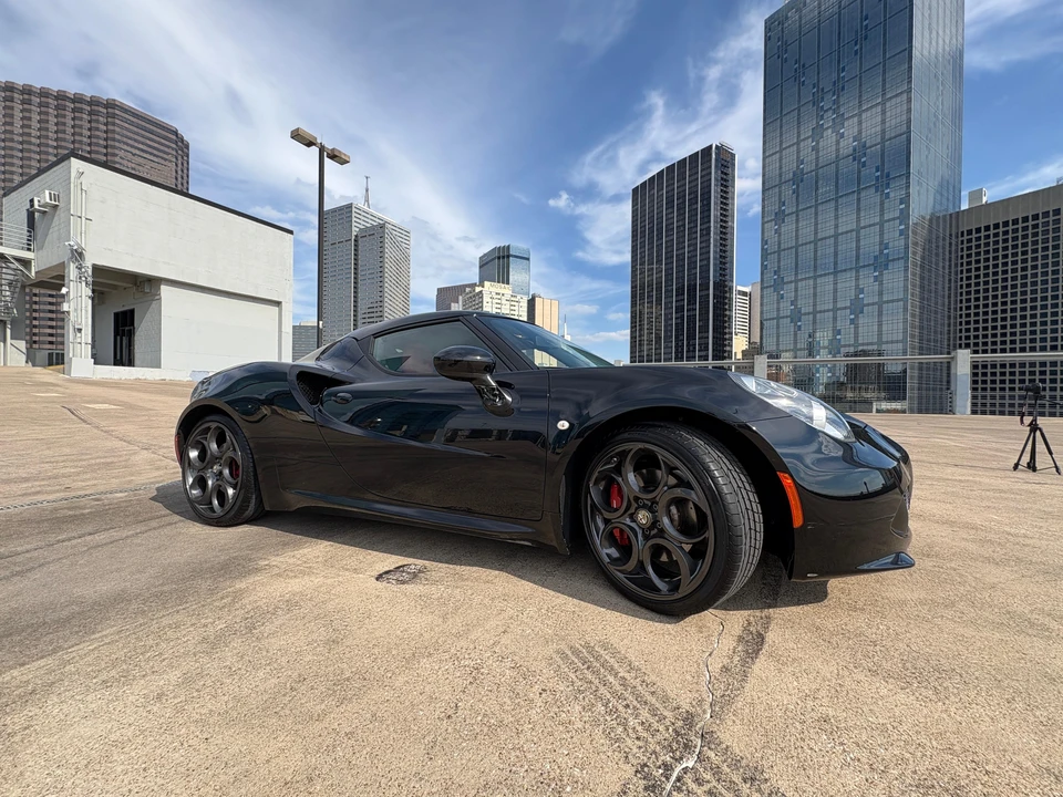 2015 Alfa Romeo 4C - Image 11 of 14