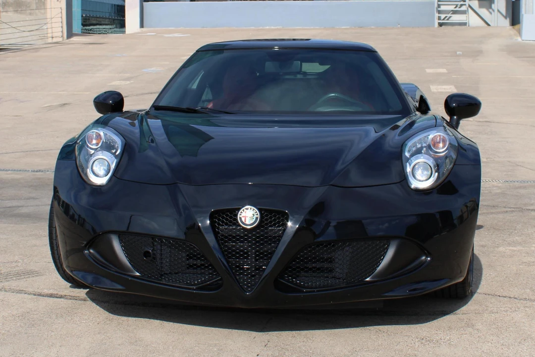 2015 Alfa Romeo 4C - Image 2 of 14