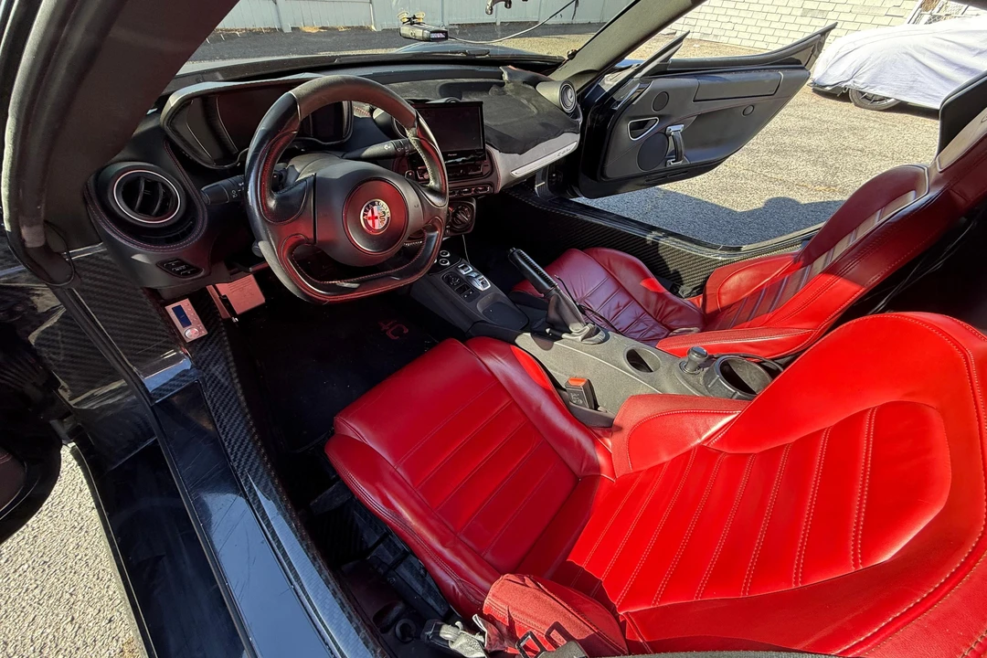 2015 Alfa Romeo 4C - Image 30 of 31