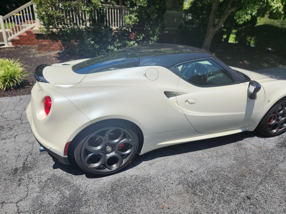 2015 Alfa Romeo 4C Coupe - Image 12 of 31