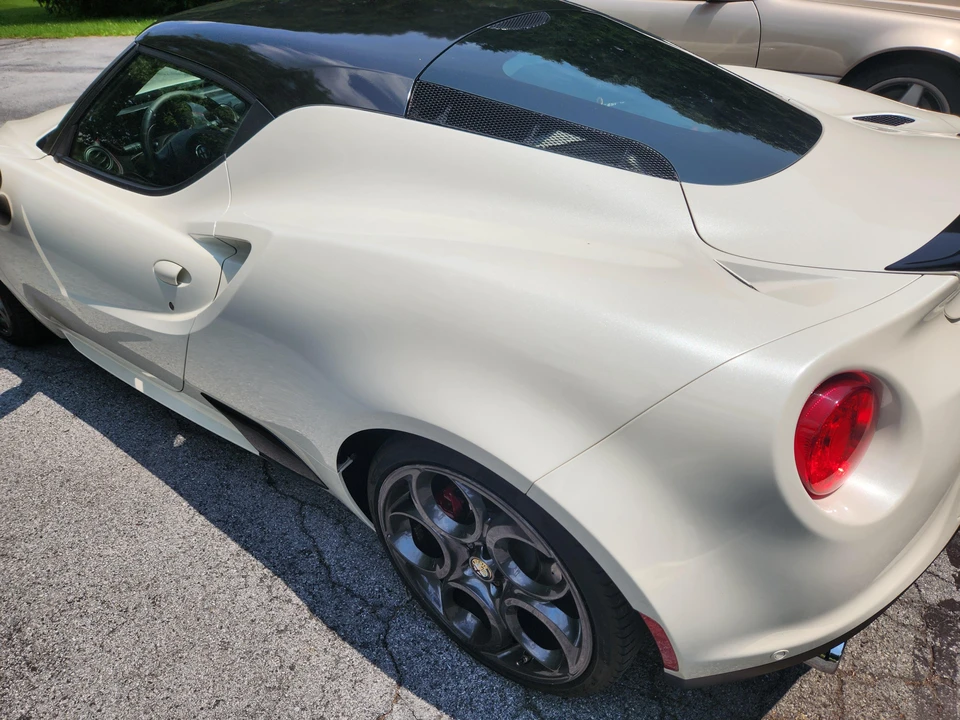 2015 Alfa Romeo 4C Coupe - Image 20 of 31