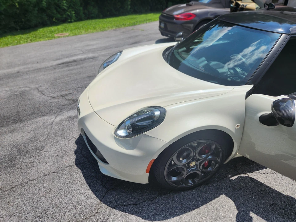 2015 Alfa Romeo 4C Coupe - Image 15 of 31