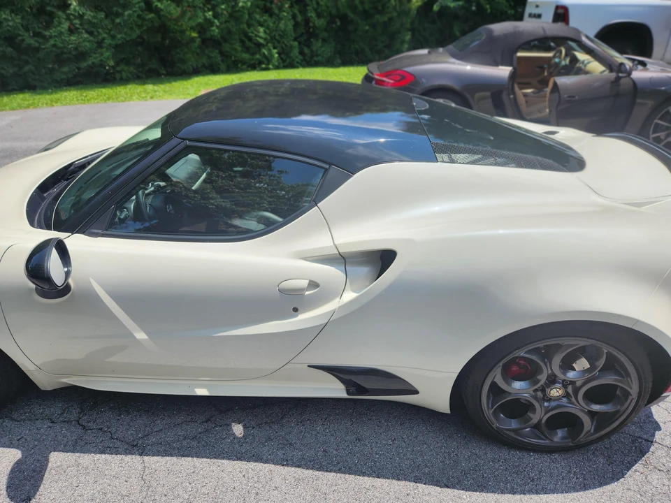 2015 Alfa Romeo 4C Coupe - Image 19 of 31