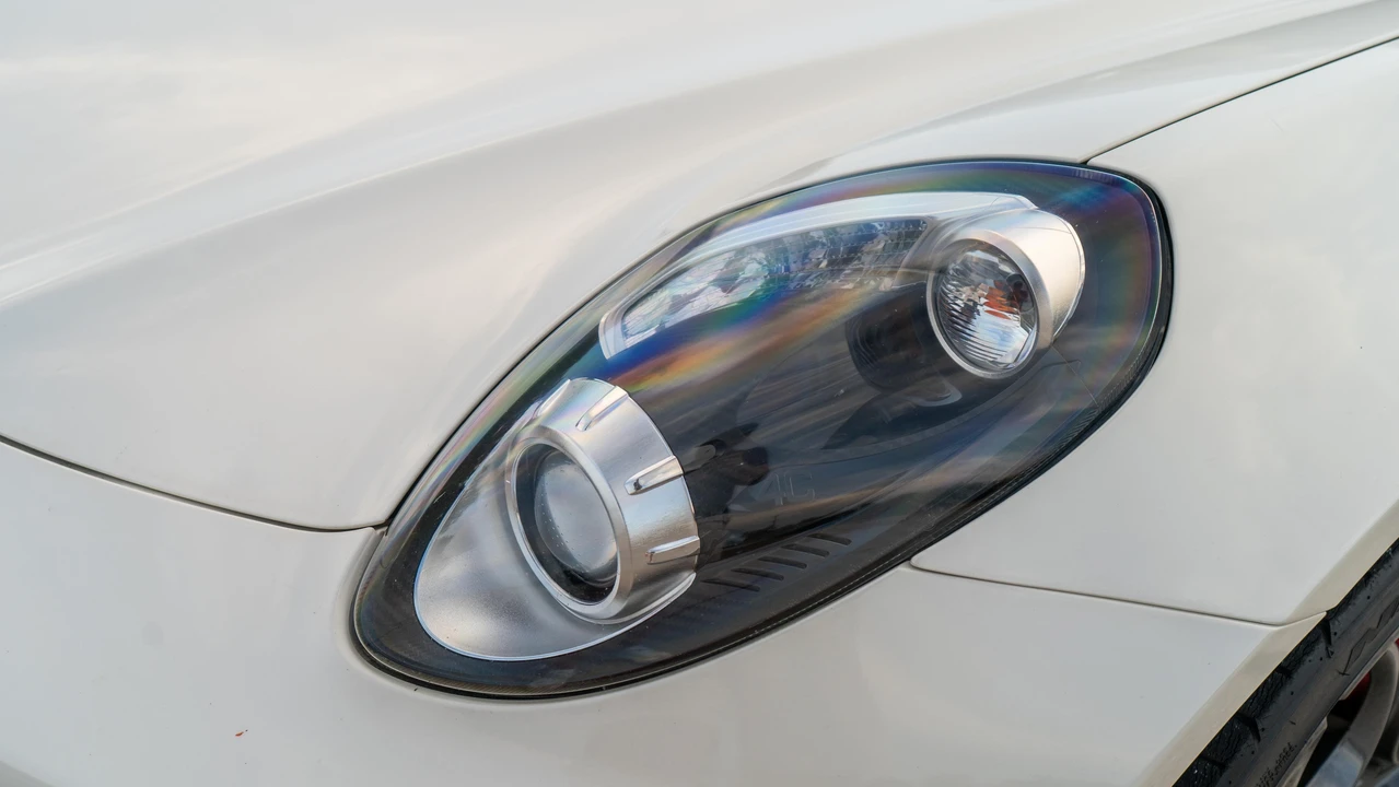 2015 Alfa Romeo 4C - Image 25 of 31