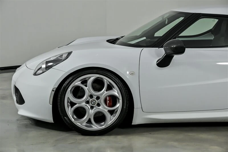 2015 Alfa Romeo 4C - Image 7 of 21
