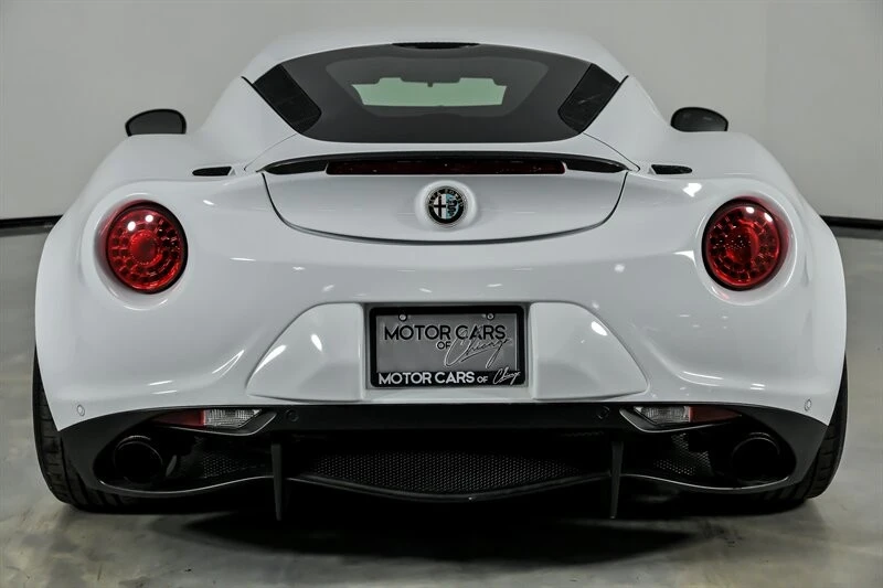 2015 Alfa Romeo 4C Coupe - Image 10 of 31