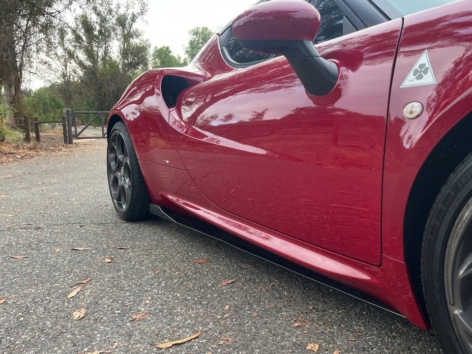 2015 Alfa Romeo 4C - Image 10 of 31