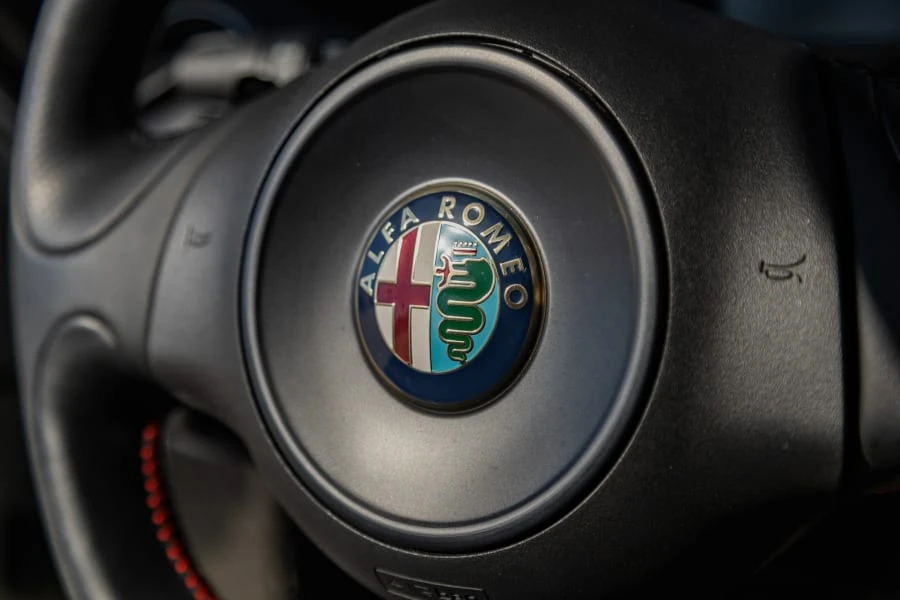 2015 Alfa Romeo 4C - Image 26 of 31