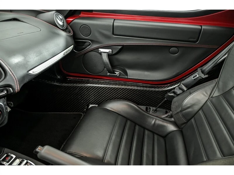 2015 Alfa Romeo 4C Coupe - Image 25 of 25