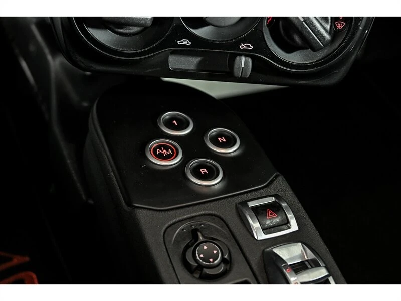 2015 Alfa Romeo 4C - Image 23 of 25