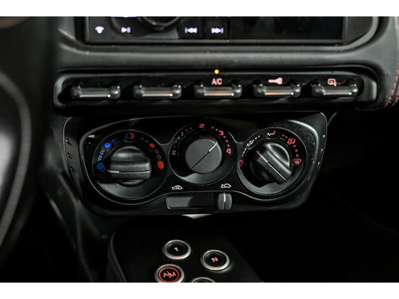 2015 Alfa Romeo 4C - Image 22 of 25