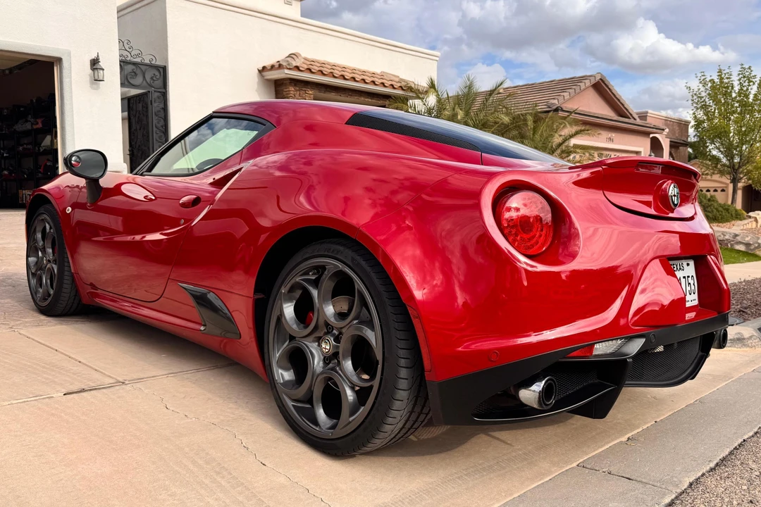 2015 Alfa Romeo 4C Coupe - Image 4 of 31
