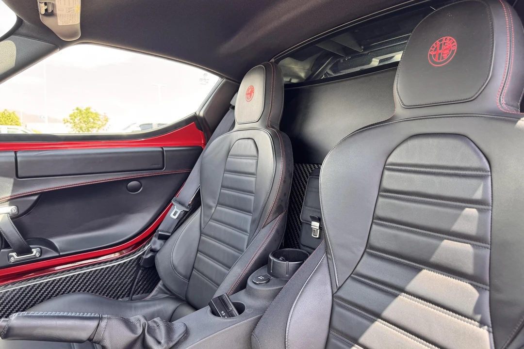 2015 Alfa Romeo 4C Coupe - Image 24 of 31