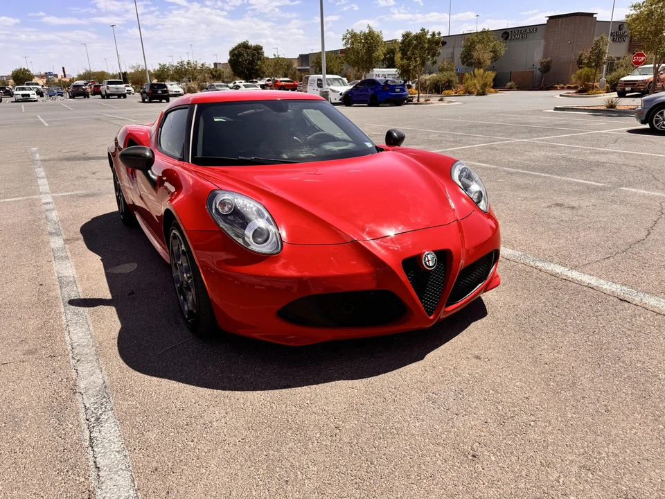2015 Alfa Romeo 4C Coupe - Image 14 of 31