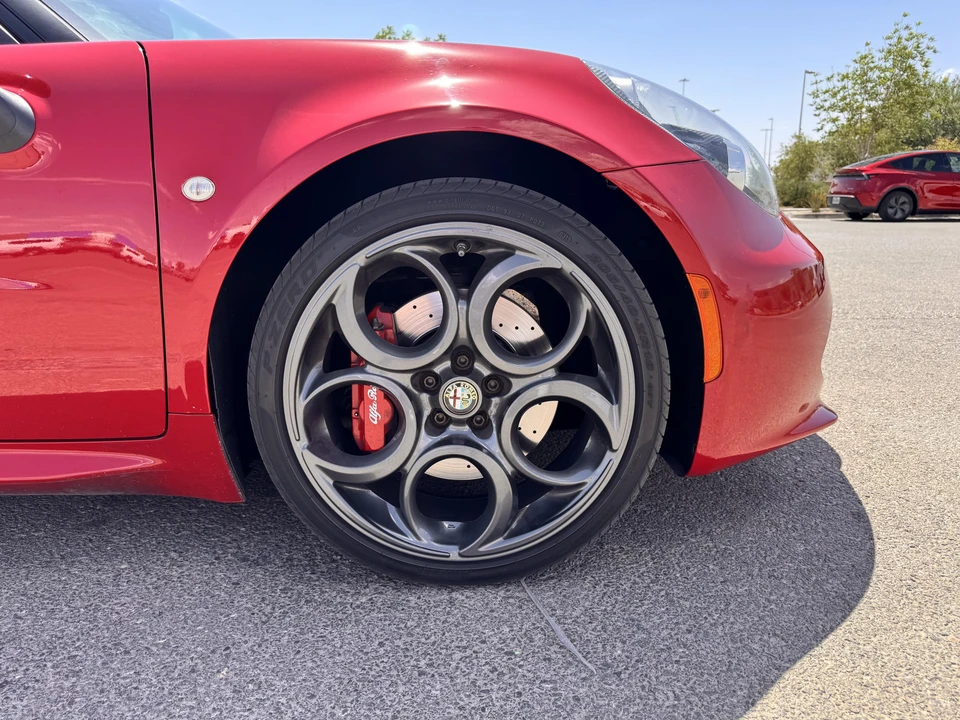 2015 Alfa Romeo 4C Coupe - Image 22 of 31