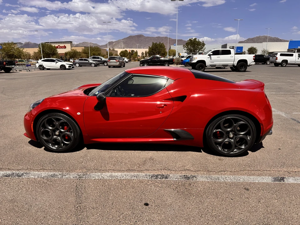 2015 Alfa Romeo 4C Coupe - Image 8 of 31