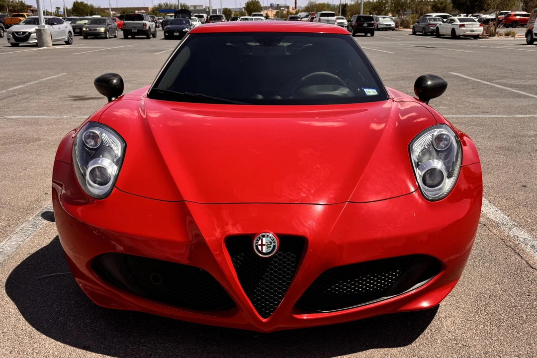 2015 Alfa Romeo 4C Coupe - Image 2 of 31