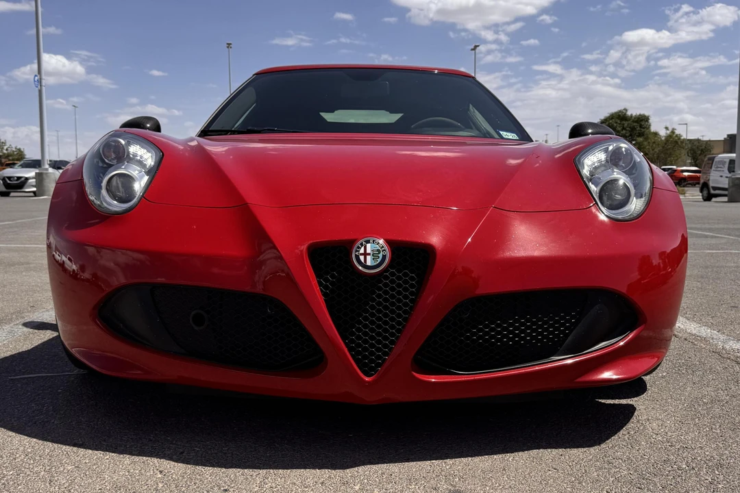 2015 Alfa Romeo 4C Coupe - Image 6 of 31