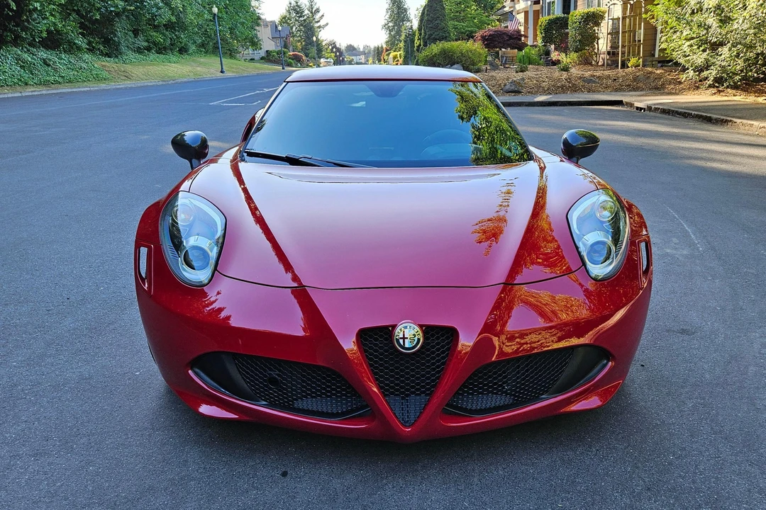 2015 Alfa Romeo 4C Coupe - Image 2 of 31