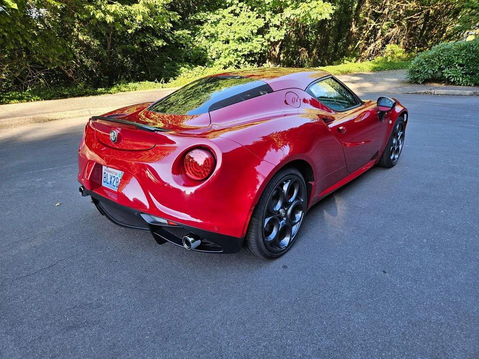 2015 Alfa Romeo 4C Coupe - Image 13 of 31