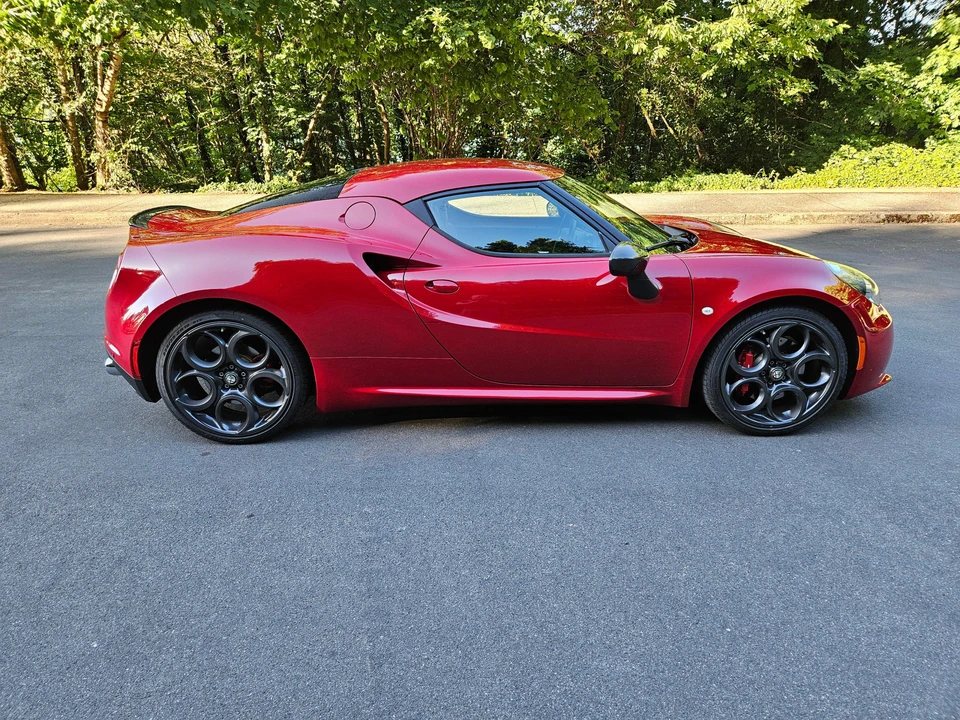 2015 Alfa Romeo 4C Coupe - Image 15 of 31