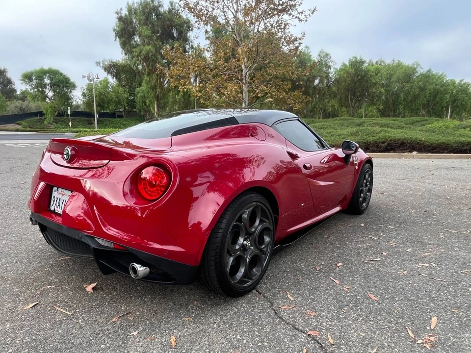 2015 Alfa Romeo 4C Coupe - Image 7 of 15