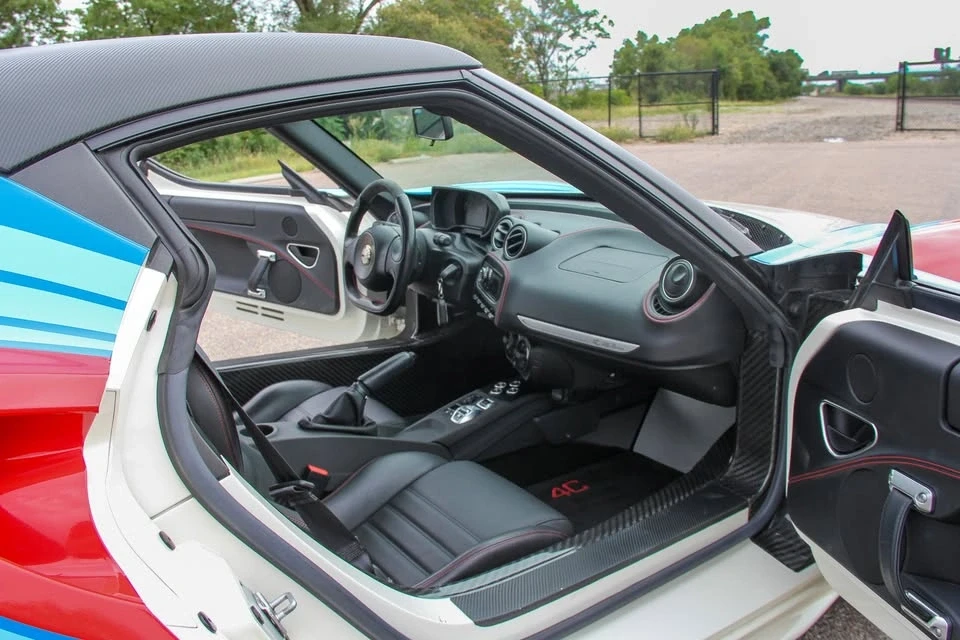 2015 Alfa Romeo 4C - Image 18 of 20
