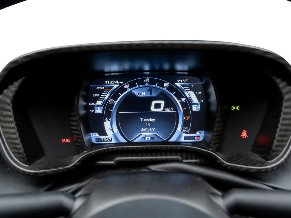 2015 Alfa Romeo 4C - Image 11 of 20