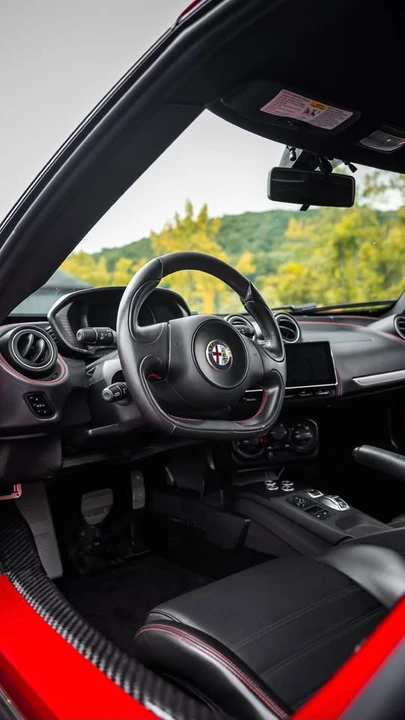 2015 Alfa Romeo 4C - Image 4 of 4