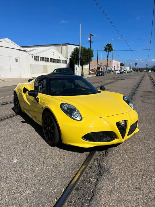2015 Alfa Romeo 4C Coupe - Image 2 of 9
