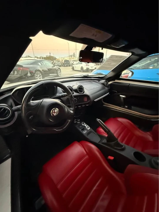 2015 Alfa Romeo 4C Coupe - Image 4 of 7