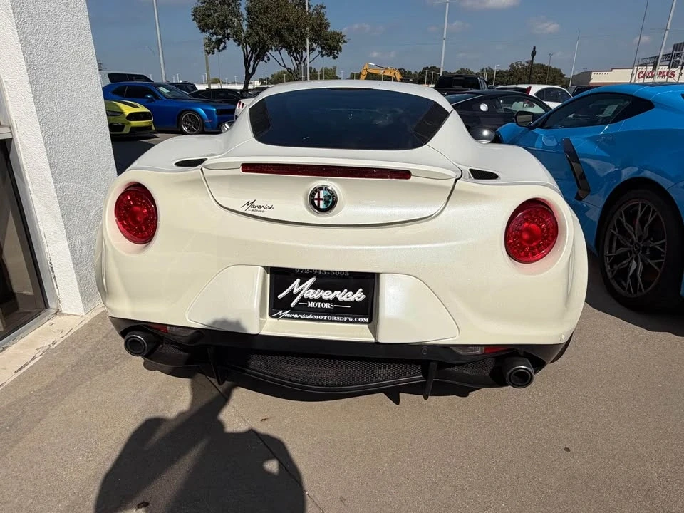 2015 Alfa Romeo 4C Coupe - Image 5 of 13
