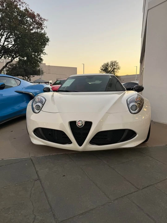 2015 Alfa Romeo 4C Coupe - Image 2 of 7