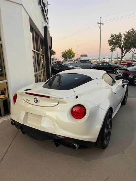 2015 Alfa Romeo 4C Coupe - Image 7 of 7