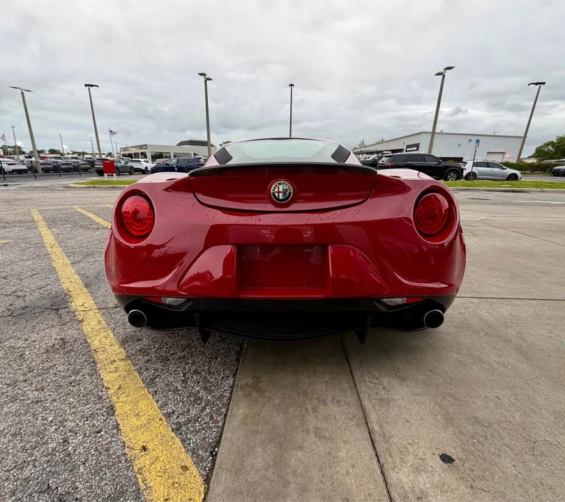 2015 Alfa Romeo 4C Coupe - Image 5 of 9