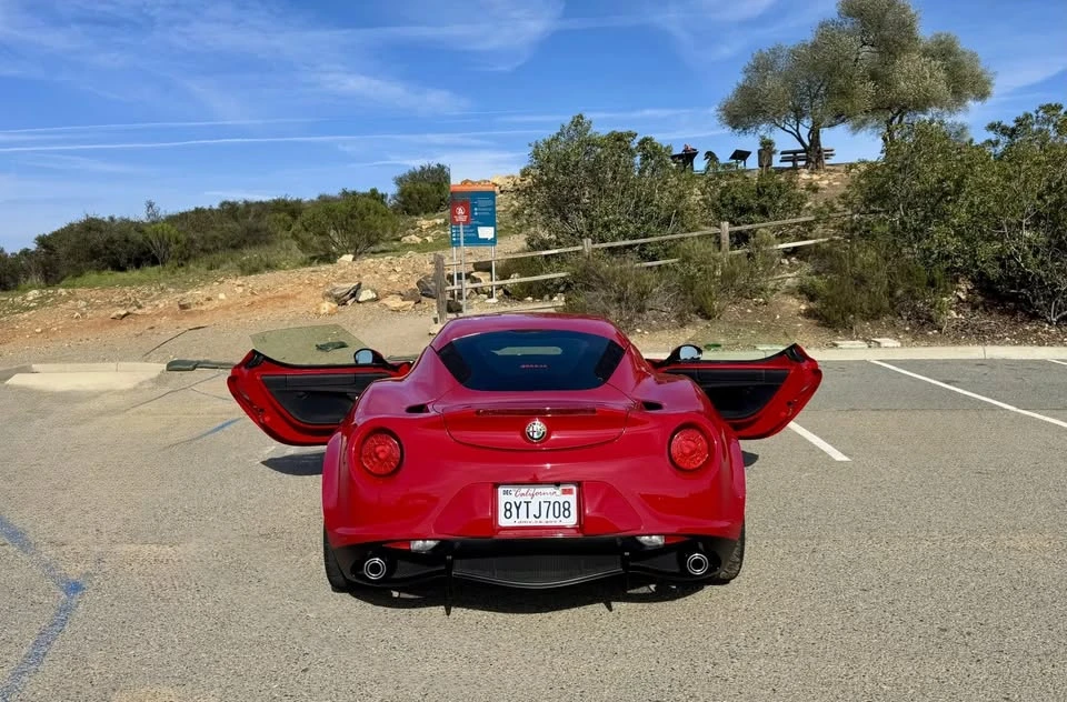 2015 Alfa Romeo 4C Coupe - Image 2 of 19