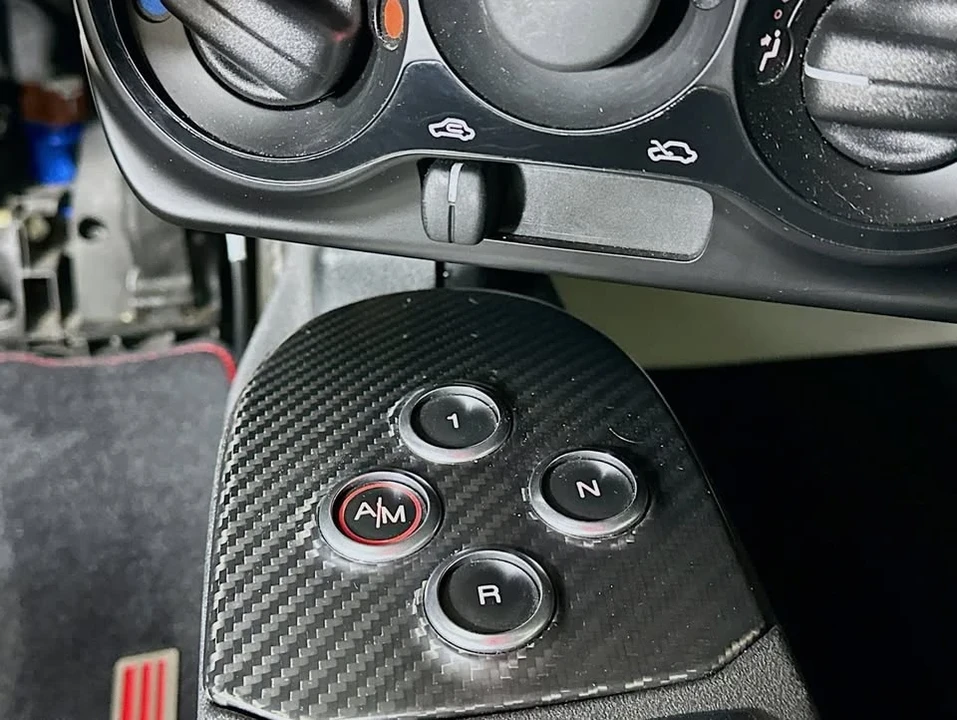 2015 Alfa Romeo 4C Coupe - Image 6 of 12