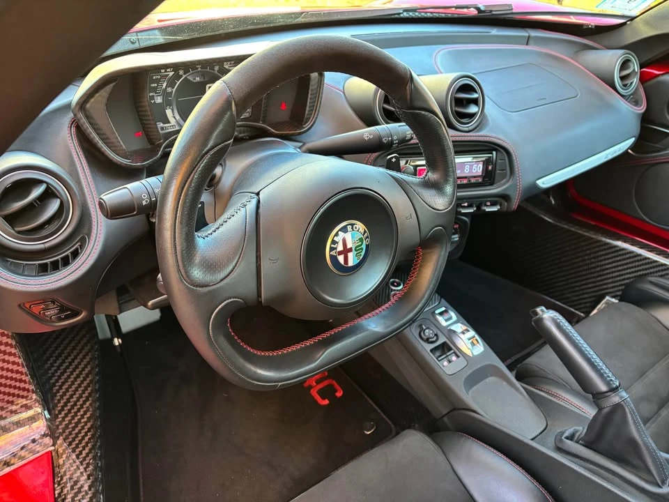 2015 Alfa Romeo 4C Spider - Image 11 of 18