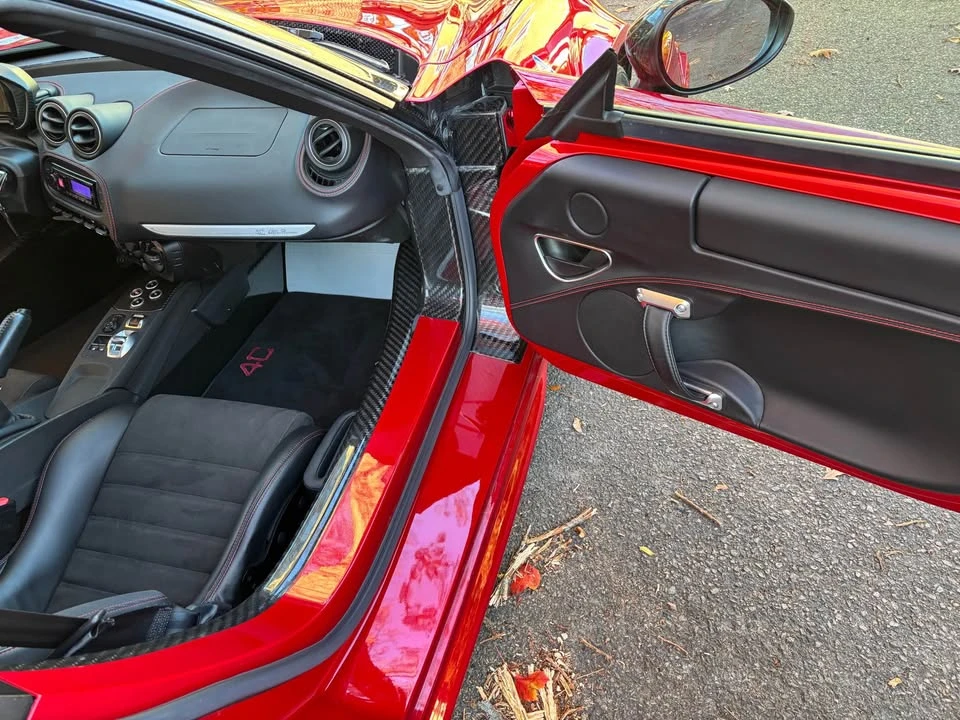 2015 Alfa Romeo 4C Spider - Image 16 of 18