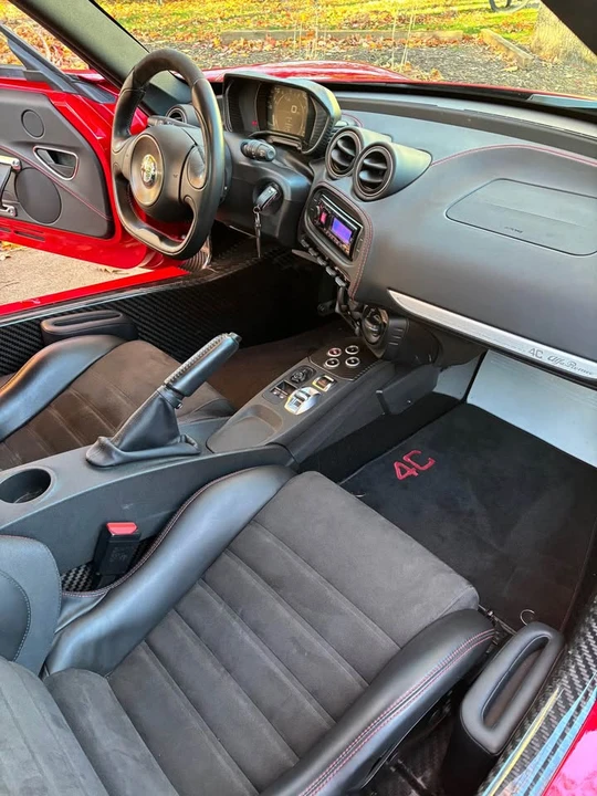 2015 Alfa Romeo 4C Spider - Image 10 of 18