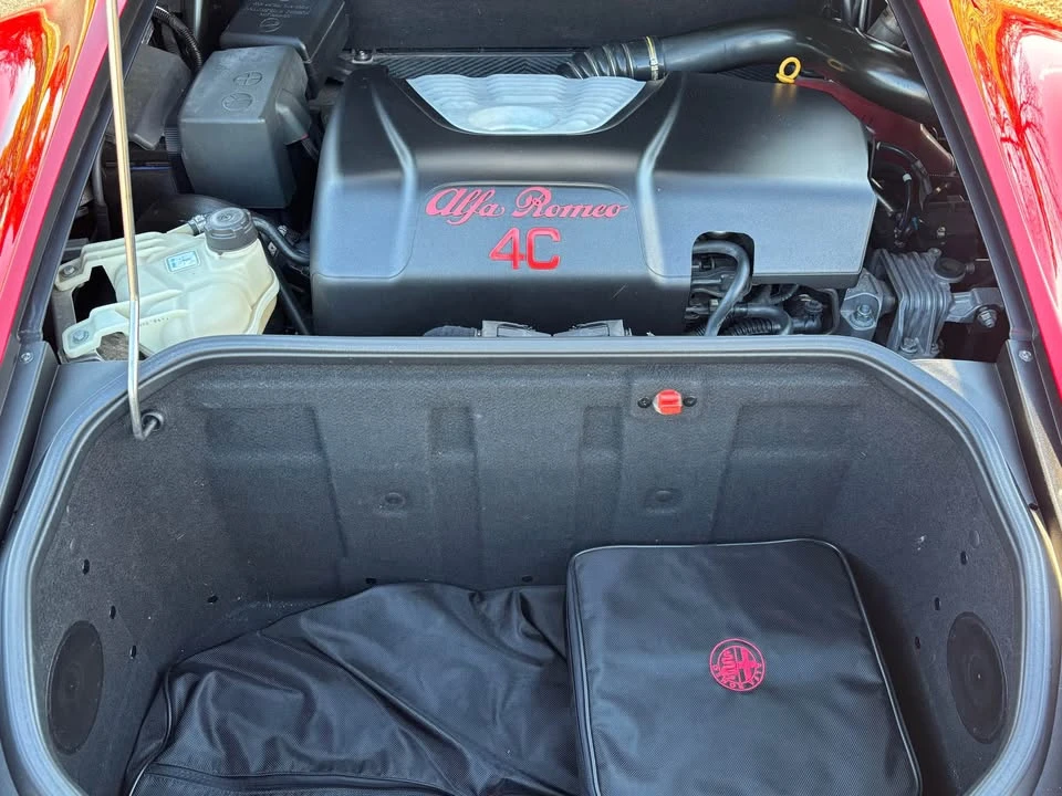 2015 Alfa Romeo 4C Spider - Image 9 of 18
