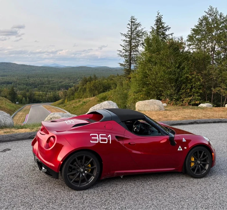 2015 Alfa Romeo 4C Spider - Image 3 of 9