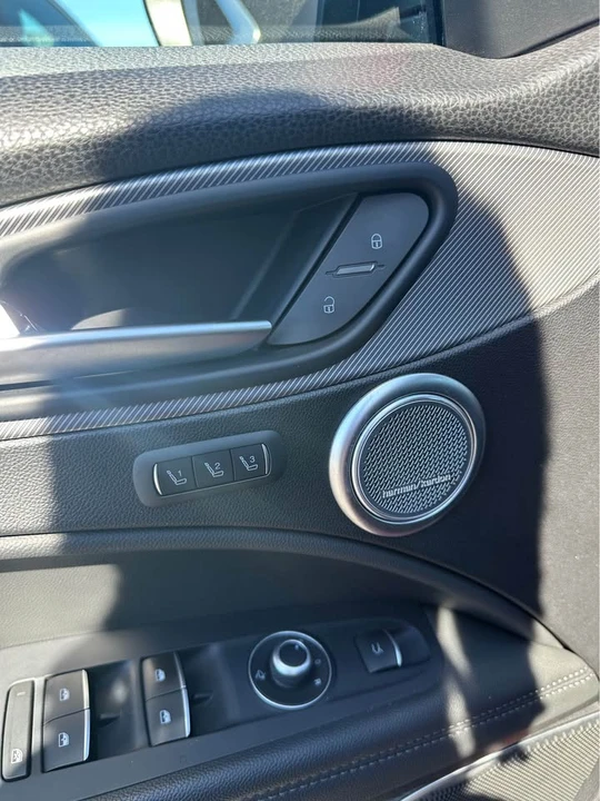 2015 Alfa Romeo Stelvio - Image 11 of 13