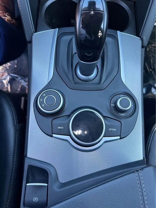 2015 Alfa Romeo Stelvio - Image 10 of 13