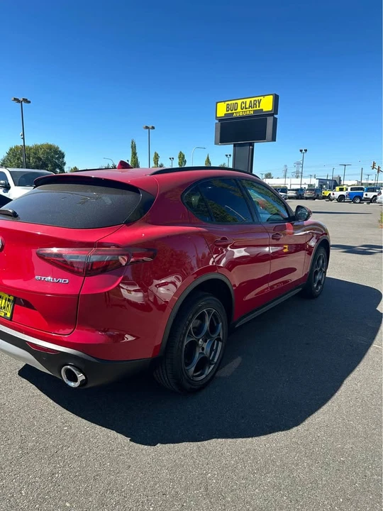 2015 Alfa Romeo Stelvio - Image 13 of 13