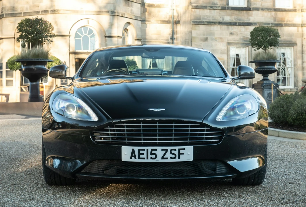 2015 Aston Martin DB9 - Image 16 of 21
