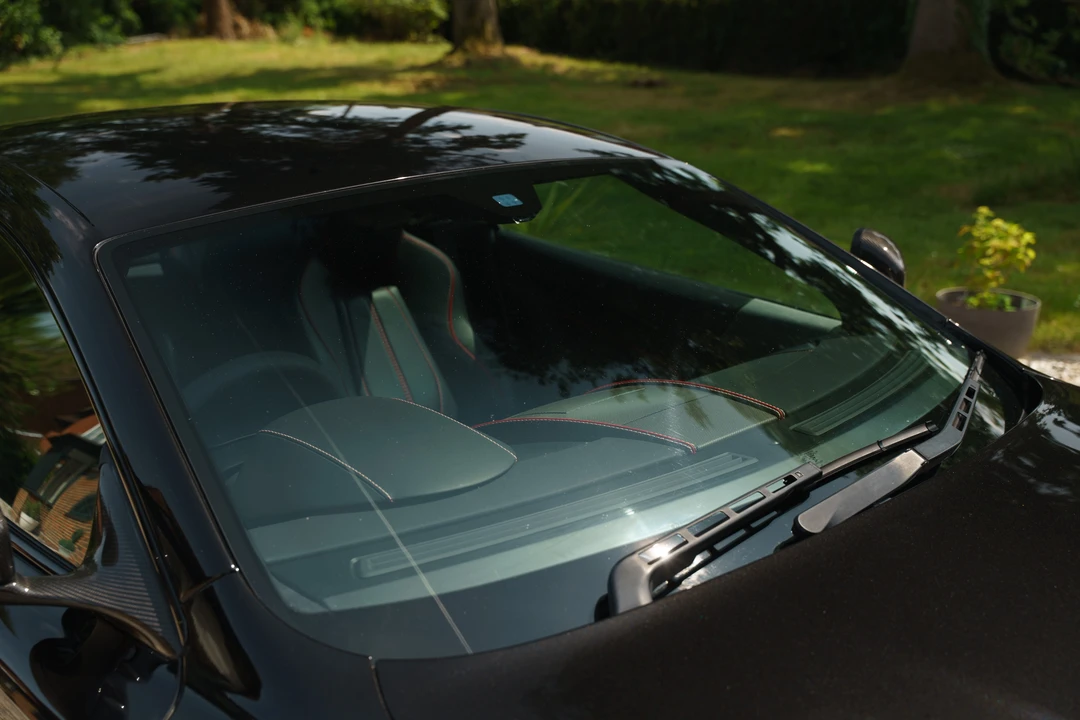 2015 Aston Martin DB9 - Image 16 of 31