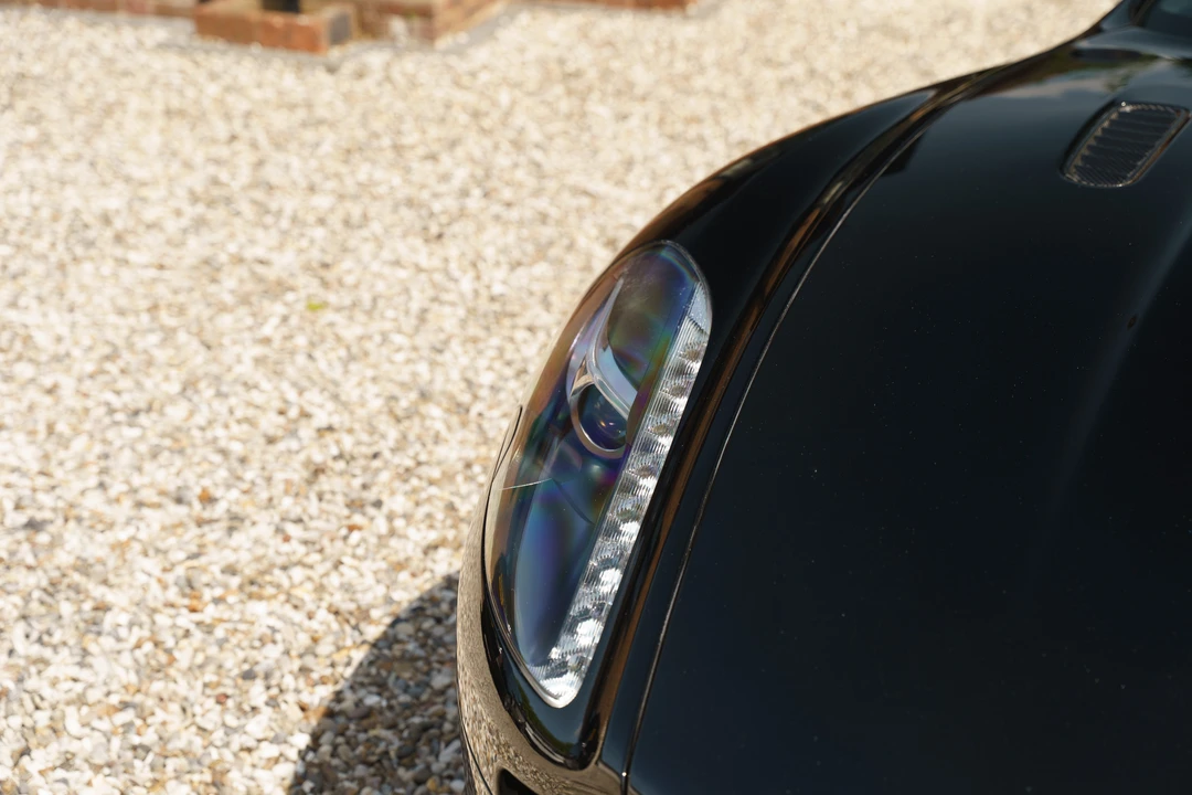 2015 Aston Martin DB9 - Image 19 of 31