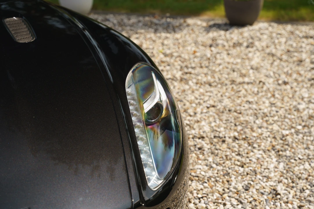 2015 Aston Martin DB9 - Image 20 of 31